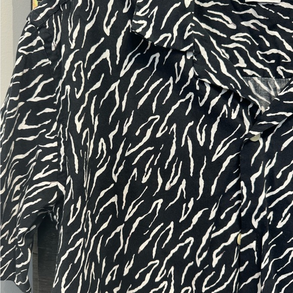 Zara Men’s Zebra Print Button Down - small - Picture 3 of 4